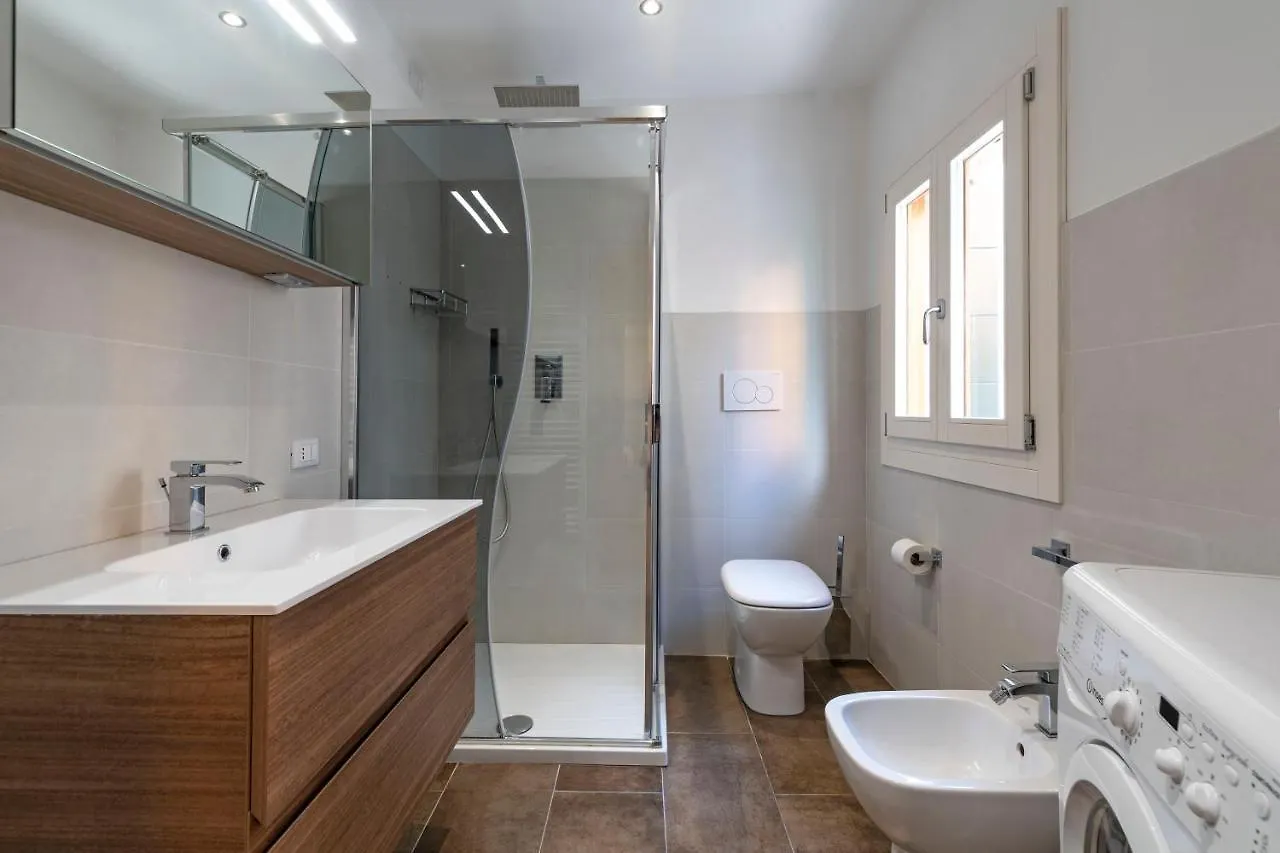 Residenza Riccardo Apartment Venice 0*,